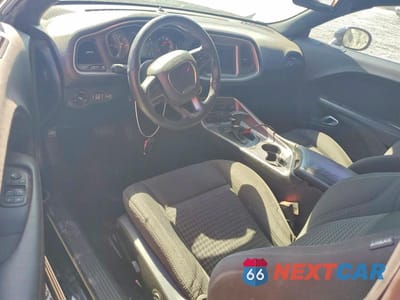 Zdjęcie 8 z 12 samochodu: 2019 DODGE CHALLENGER SXT VIN:2C3CDZAG6KH603975 - miniatura