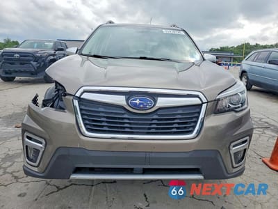 Piąte zdjęcie samochodu w środku: 2020 SUBARU FORESTER TOURING VIN:JF2SKAXC8LH459454 - miniatura