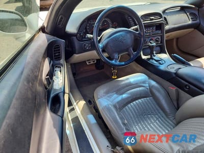 Zdjęcie 8 z 12 samochodu: 2000 CHEVROLET CORVETTE VIN:1G1YY22G2Y5125073 - miniatura