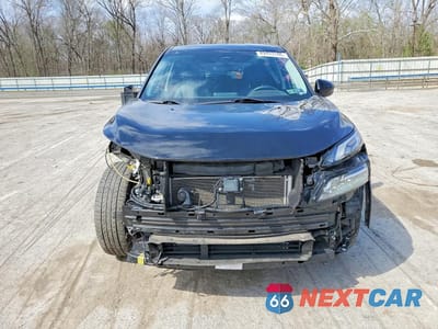 Piąte zdjęcie samochodu w środku: 2022 NISSAN ROGUE SV VIN:5N1BT3BBXNC691166 - miniatura