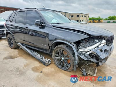 Czwarte zdjęcie samochodu z boku: 2017 BMW X5 XDRIVE50I VIN:5UXKR6C54H0J84734 - miniatura