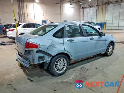 Trzecie zdjęcie samochodu z tyłu: 2009 FORD FOCUS SE VIN:1FAHP35N69W153745 - miniatura