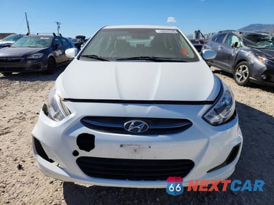 Piąte zdjęcie samochodu w środku: 2017 HYUNDAI ACCENT VALUE EDITION VIN:KMHCT4AE1HU224173 - miniatura