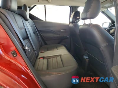 Zdjęcie 10 z 12 samochodu: 2019 NISSAN KICKS SR VIN:3N1CP5CUXKL561593 - miniatura