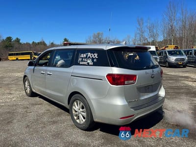 Trzecie zdjęcie samochodu z tyłu: 2018 KIA SEDONA L VIN:KNDMA5C12J6400723 - miniatura