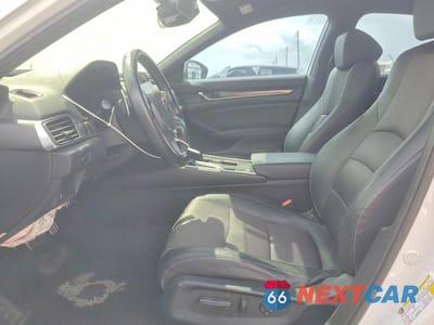 Zdjęcie 7 z 12 samochodu: 2019 HONDA ACCORD SPORT VIN:1HGCV1F31KA022156 - miniatura