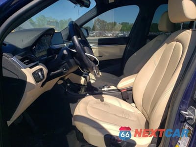 Zdjęcie 7 z 13 samochodu: 2017 BMW X1 XDRIVE28I VIN:WBXHT3C34H5F84053 - miniatura