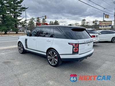 Trzecie zdjęcie samochodu z tyłu: 2020 LAND ROVER RANGE ROVER SV AUTOBIOGRAPHY DYNAMIC VIN:SALGW2RE5LA574642 - miniatura