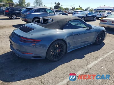 Trzecie zdjęcie samochodu z tyłu: 2018 PORSCHE 911 CARRERA S VIN:WP0CB2A99JS147925 - miniatura