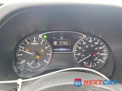 Zdjęcie 9 z 14 samochodu: 2019 NISSAN PATHFINDER SL VIN:5N1DR2MN9KC605687 - miniatura