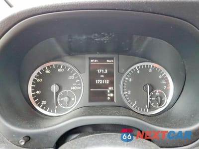 Zdjęcie 9 z 13 samochodu: 2018 MERCEDES-BENZ METRIS VIN:WD4PG2EE5J3413919 - miniatura