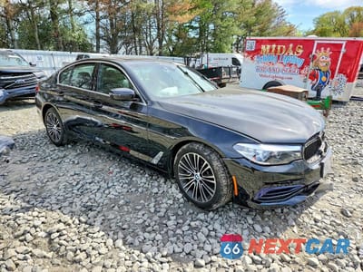Czwarte zdjęcie samochodu z boku: 2019 BMW 530 XI VIN:WBAJA7C51KG910488 - miniatura