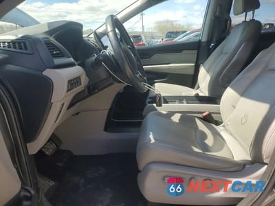 Zdjęcie 7 z 13 samochodu: 2020 HONDA ODYSSEY EXL VIN:5FNRL6H77LB054842 - miniatura