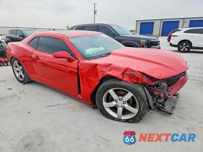 Czwarte zdjęcie samochodu z boku: 2011 CHEVROLET CAMARO LT VIN:2G1FC1ED5B9155678 - miniatura