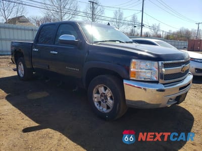 Czwarte zdjęcie samochodu z boku: 2012 CHEVROLET SILVERADO K1500 LT VIN:1GCPKSE75CF222481 - miniatura