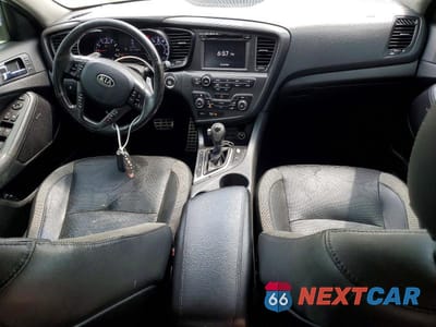 Zdjęcie 8 z 12 samochodu: 2012 KIA OPTIMA SX TURBO VIN:5XXGR4A60CG045277 - miniatura