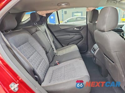 Zdjęcie 10 z 12 samochodu: 2023 CHEVROLET EQUINOX LT VIN:3GNAXUEG1PS138105 - miniatura