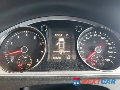 Zdjęcie 9 z 12 samochodu: 2013 VOLKSWAGEN CC SPORT VIN:WVWBP7AN3DE516479 - miniatura