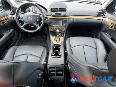 Zdjęcie 8 z 12 samochodu: 2007 MERCEDES-BENZ E 350 4MATIC VIN:WDBUF87X17X223729 - miniatura
