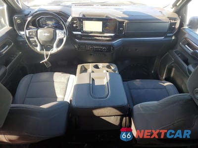 Zdjęcie 8 z 13 samochodu: 2024 CHEVROLET SILVERADO HD FLATBED TRUCK VIN:1GB1YNE72RF221050 - miniatura