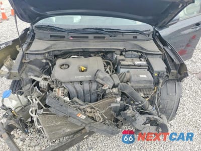 Zdjęcie 11 z 13 samochodu: 2019 HYUNDAI KONA SE VIN:KM8K1CAA5KU372634 - miniatura