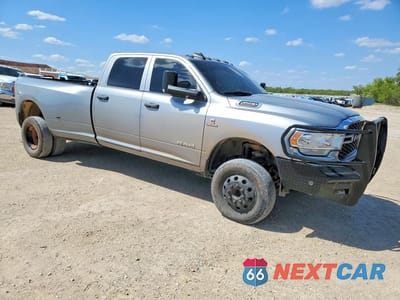 Czwarte zdjęcie samochodu z boku: 2019 RAM 3500 TRADESMAN VIN:3C63RRGL4KG707504 - miniatura