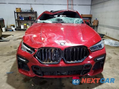 Piąte zdjęcie samochodu w środku: 2021 BMW X6 M50I VIN:5UXCY8C08M9G97971 - miniatura