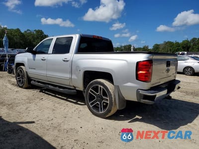 Drugie zdjęcie samochodu z przodu: 2018 CHEVROLET SILVERADO C1500 LT VIN:3GCPCREC7JG273916 - miniatura