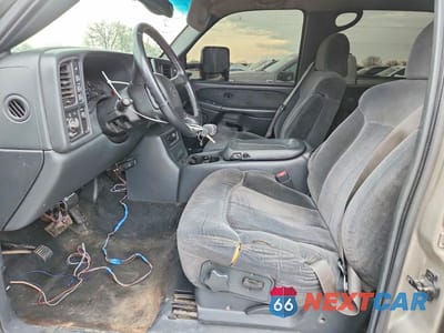 Zdjęcie 7 z 11 samochodu: 2001 CHEVROLET SILVERADO K2500 HEAVY DUTY VIN:1GCHK23131F208370 - miniatura