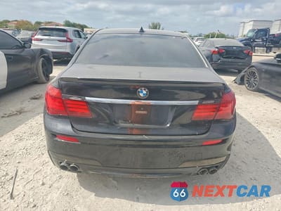Zdjęcie 6 z 12 samochodu: 2013 BMW 750 LI VIN:WBAYE8C51DD132853 - miniatura