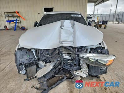 Piąte zdjęcie samochodu w środku: 2016 BMW 328 I SULEV VIN:WBA8E9C5XGK648828 - miniatura