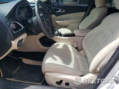 Zdjęcie 7 z 12 samochodu: 2015 CHRYSLER 200 LIMITED VIN:1C3CCCAB1FN622967 - miniatura