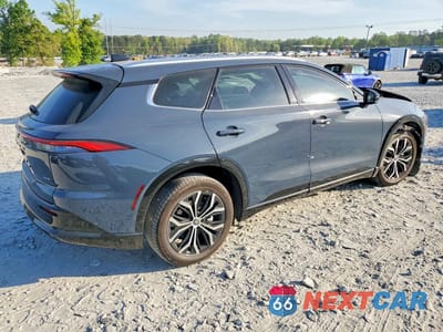 Trzecie zdjęcie samochodu z tyłu: 2025 TOYOTA CROWN SIGNIA XLE VIN:JTDACAAJ3S3005834 - miniatura