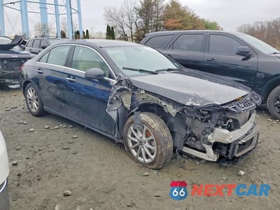 Czwarte zdjęcie samochodu z boku: 2021 MERCEDES-BENZ A 220 4MATIC VIN:W1K3G4FB9MJ291595 - miniatura