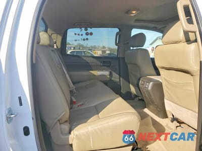 Zdjęcie 10 z 11 samochodu: 2007 TOYOTA TUNDRA CREWMAX SR5 VIN:5TBDV54167S473176 - miniatura