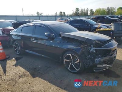 Czwarte zdjęcie samochodu z boku: 2019 HONDA ACCORD SPORT VIN:1HGCV2F34KA010413 - miniatura