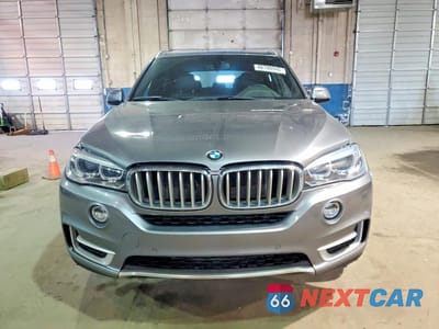 Piąte zdjęcie samochodu w środku: 2018 BMW X5 XDRIVE35I VIN:5UXKR0C5XJL074448 - miniatura