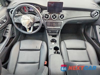 Zdjęcie 8 z 12 samochodu: 2019 MERCEDES-BENZ GLA 250 4MATIC VIN:WDCTG4GB1KU017340 - miniatura