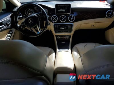 Zdjęcie 8 z 12 samochodu: 2015 MERCEDES-BENZ GLA 250 4MATIC VIN:WDCTG4GB1FJ065637 - miniatura
