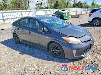 Czwarte zdjęcie samochodu z boku: 2014 TOYOTA PRIUS TWO VIN:JTDKN3DU8E0368216 - miniatura