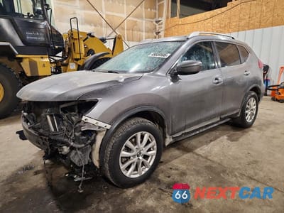 2017 NISSAN ROGUE SV KNMAT2MV3HP535839 - główne zdjęcie licytacji z USA - miniatura