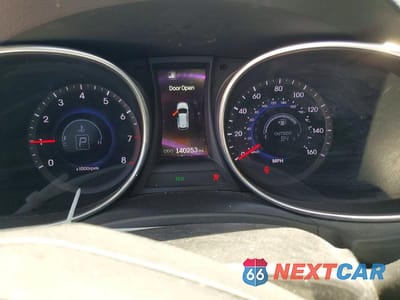 Zdjęcie 9 z 12 samochodu: 2013 HYUNDAI SANTA FE SPORT 2.0T VIN:5XYZU3LA0DG083818 - miniatura