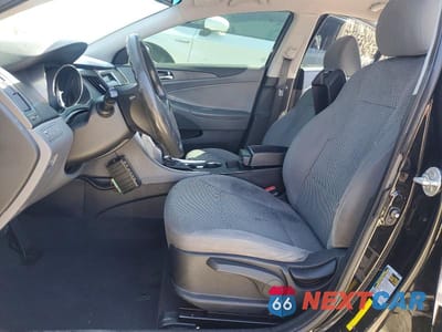 Zdjęcie 7 z 12 samochodu: 2012 HYUNDAI SONATA GLS VIN:5NPEB4AC2CH460932 - miniatura