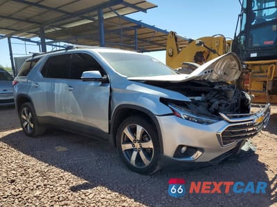 Czwarte zdjęcie samochodu z boku: 2019 CHEVROLET TRAVERSE LT VIN:1GNERHKW4KJ221293 - miniatura