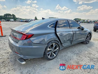 Trzecie zdjęcie samochodu z tyłu: 2022 HYUNDAI SONATA SEL PLUS VIN:5NPEJ4J20NH136147 - miniatura