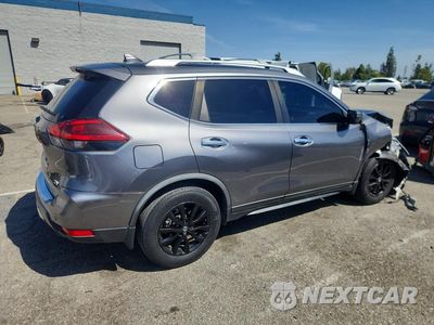 Trzecie zdjęcie samochodu z tyłu: 2019 NISSAN ROGUE SV VIN:JN8AT2MTXKW261104 - miniatura