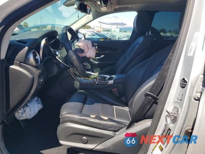 Zdjęcie 7 z 14 samochodu: 2016 MERCEDES-BENZ GLC 300 VIN:WDC0G4JB1GF104341 - miniatura