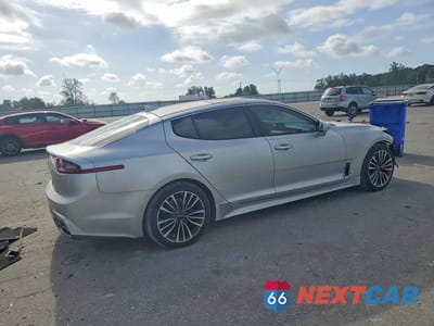Trzecie zdjęcie samochodu z tyłu: 2018 KIA STINGER PREMIUM VIN:KNAE25LA0J6015319 - miniatura