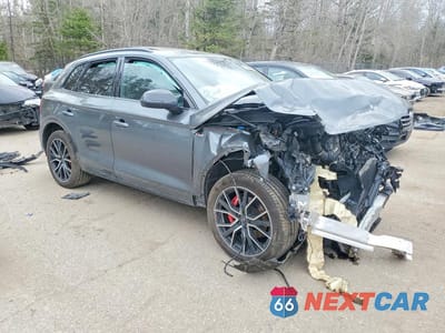 Czwarte zdjęcie samochodu z boku: 2024 AUDI Q5 PRESTIGE 45 VIN:WA1FAAFY7R2017559 - miniatura