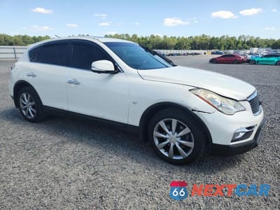 Czwarte zdjęcie samochodu z boku: 2016 INFINITI QX50 BASE VIN:JN1BJ0RR1GM262932 - miniatura